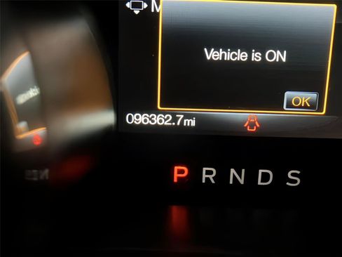 Used 2018 Ford Mustang GT Premium RWD image 3