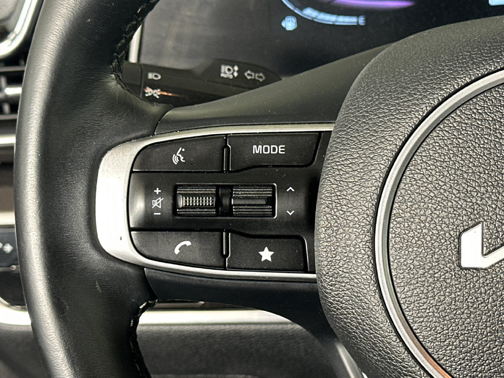Used 2024 Kia Sportage EX FWD image 24