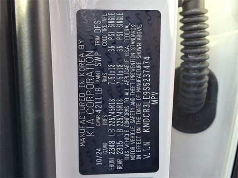 Certified 2025 Kia Niro EX Touring image 25