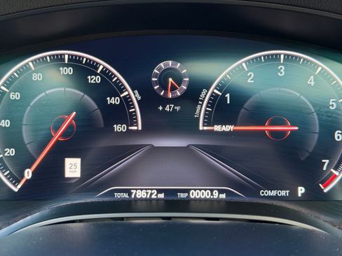 Used 2019 BMW 530i w/ Executive Package image 27