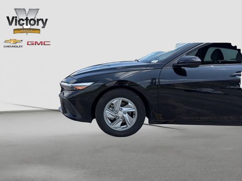 Used 2024 Hyundai Elantra SE FWD image 22