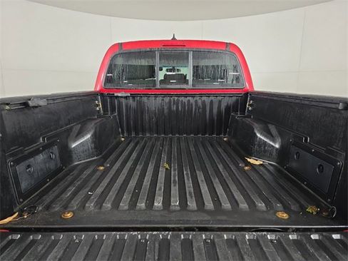 Used 2014 Toyota Tacoma PreRunner image 9