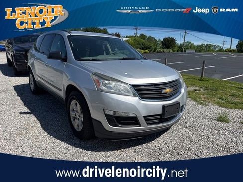 Used 2016 Chevrolet Traverse LS FWD image 1