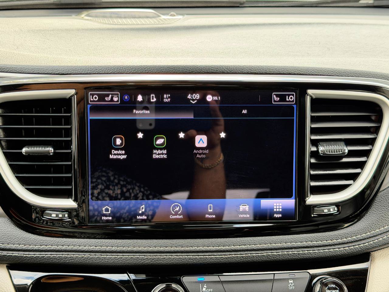 Used 2022 Chrysler Pacifica Touring-L FWD image 62