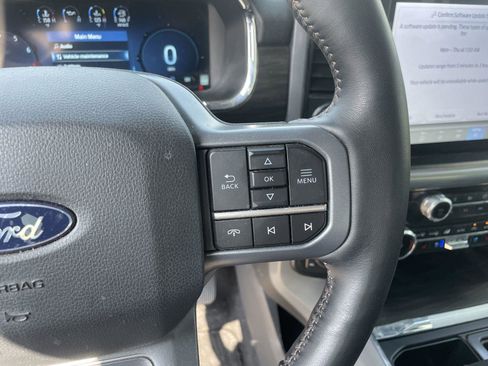 Used 2024 Ford F150 Lariat AWD/4WD image 20