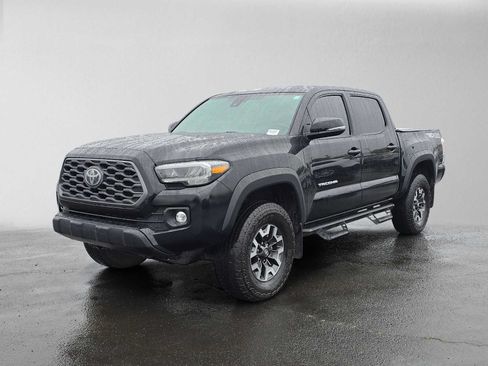 Used 2022 Toyota Tacoma TRD Off-Road w/ Technology Package AWD/4WD image 7