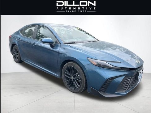 Used 2025 Toyota Camry SE FWD image 22