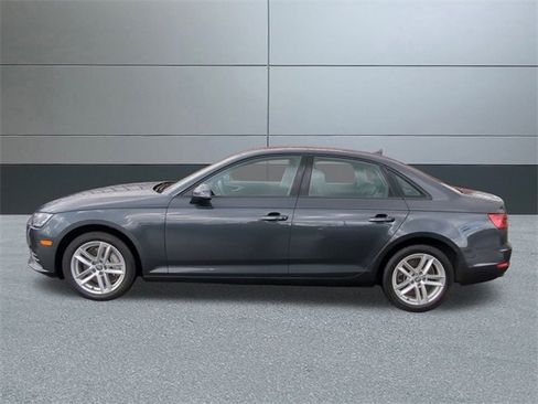 Used 2017 Audi A4 2.0T Premium image 3