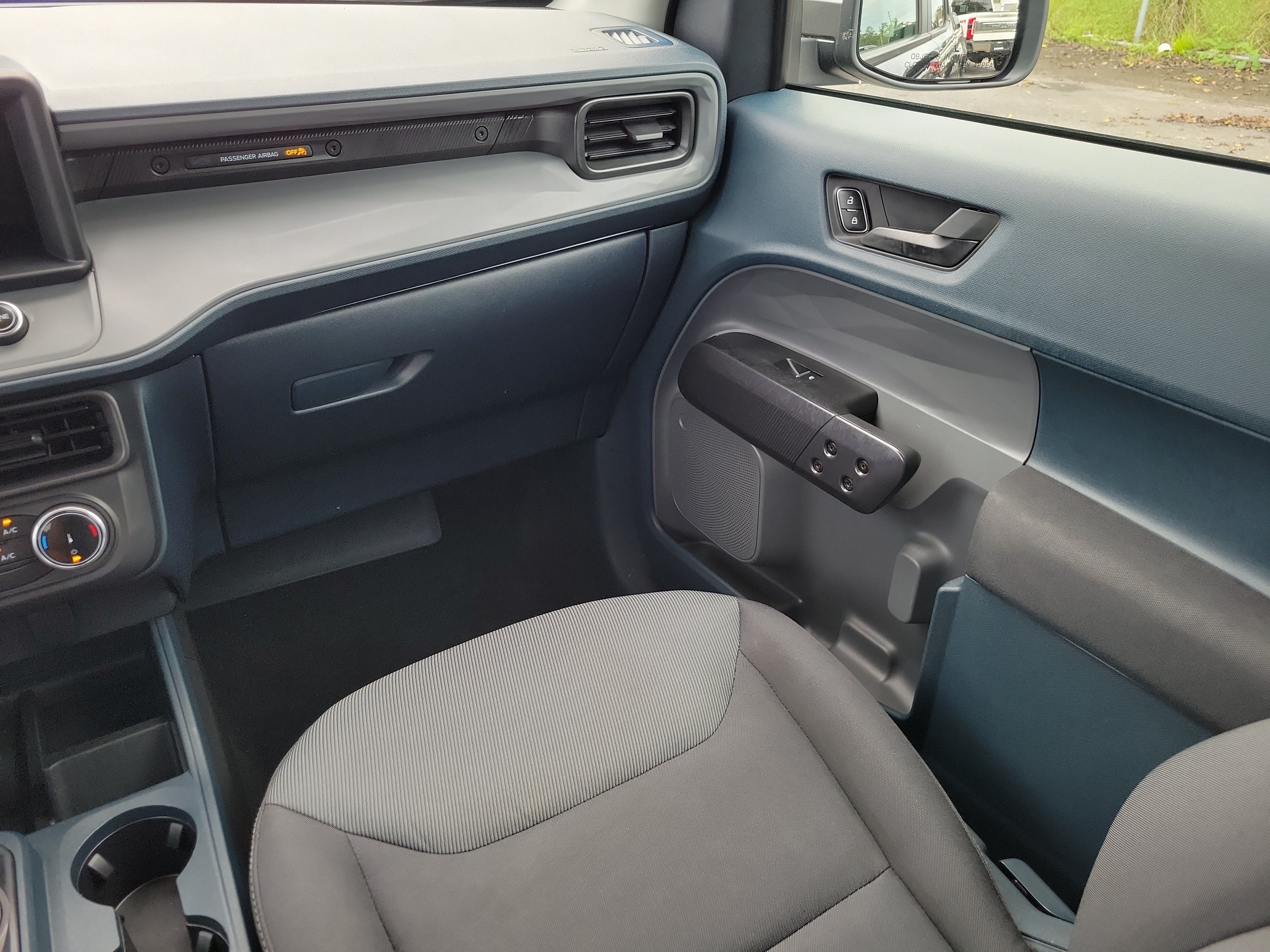 Used 2023 Ford Maverick XL FWD image 23
