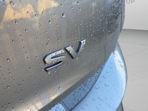 Used 2024 Nissan Rogue SV FWD image 30