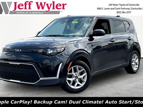 Used 2023 Kia Soul S FWD image 1