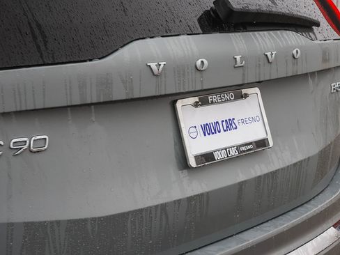 New 2026 Volvo XC90 B5 Core image 12