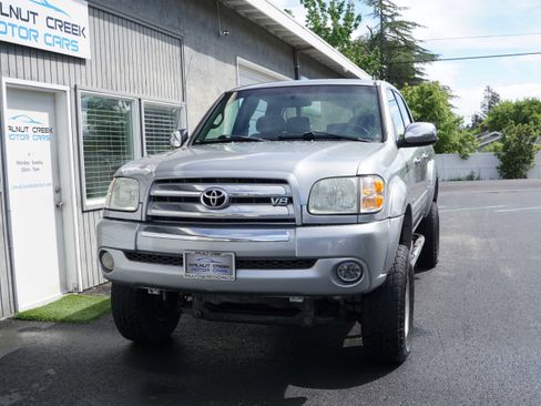 Used 2004 Toyota Tundra SR5 image 2