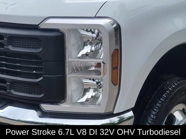 Used 2025 Ford F350 XL w/ 360-Degree Camera Package AWD/4WD image 9