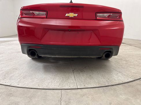 Used 2016 Chevrolet Camaro LT RWD image 24