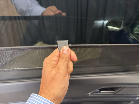 Used 2018 Volkswagen Atlas SEL image 25