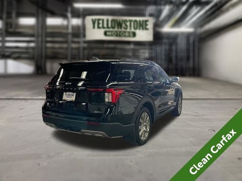 Used 2026 Ford Explorer Active w/ Active Comfort Package image 4