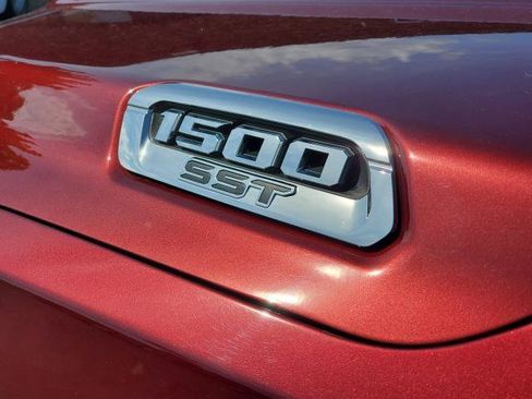 Used 2025 RAM 1500 Big Horn AWD/4WD image 31