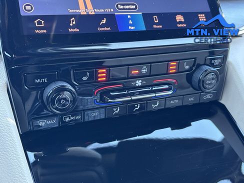 Used 2023 Jeep Grand Cherokee 4WD 4xe image 25