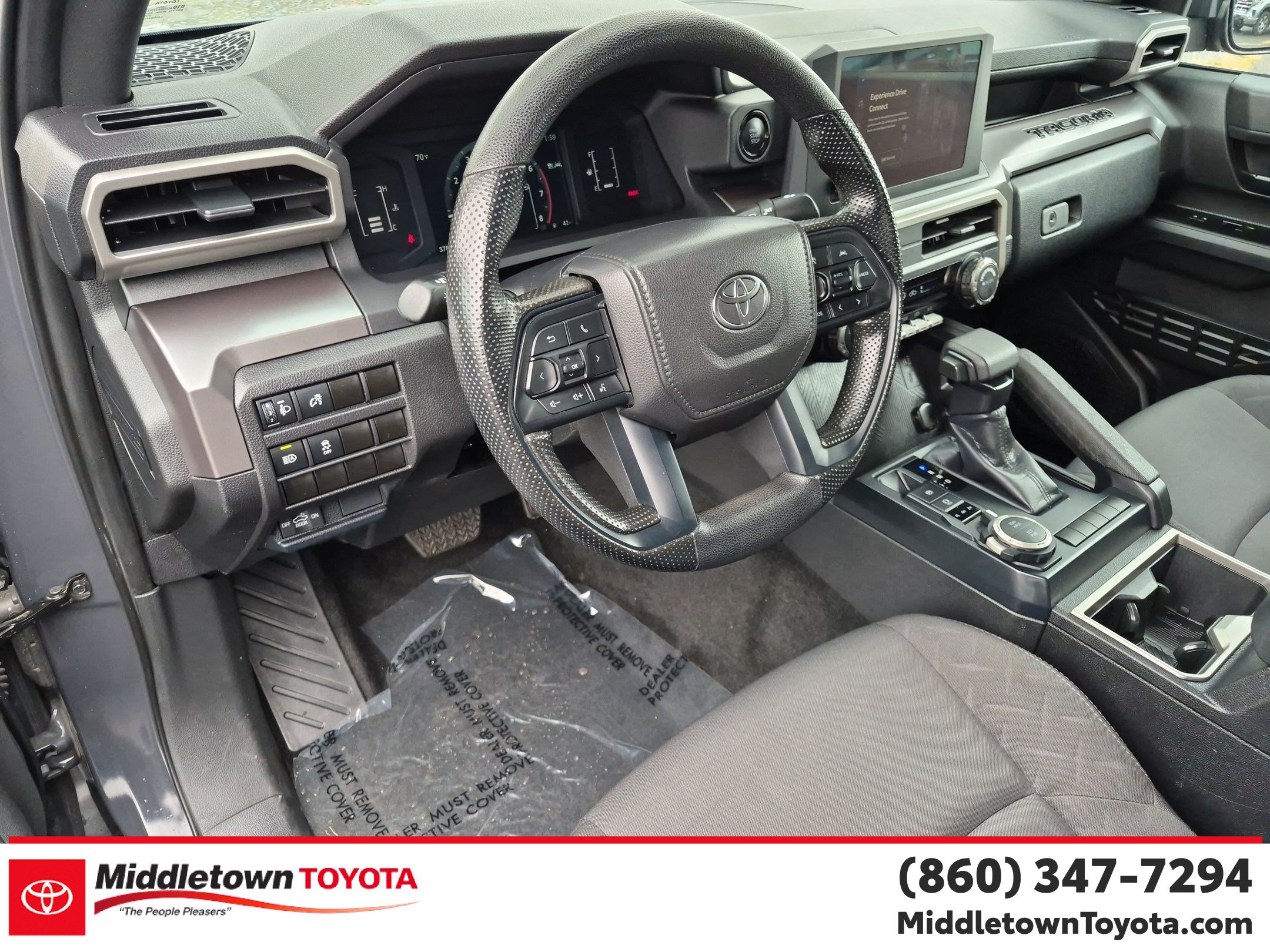 Used 2025 Toyota Tacoma SR5 AWD/4WD image 16