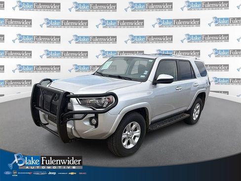 Used 2018 Toyota 4Runner SR5 w/ Wilderness Package image 1