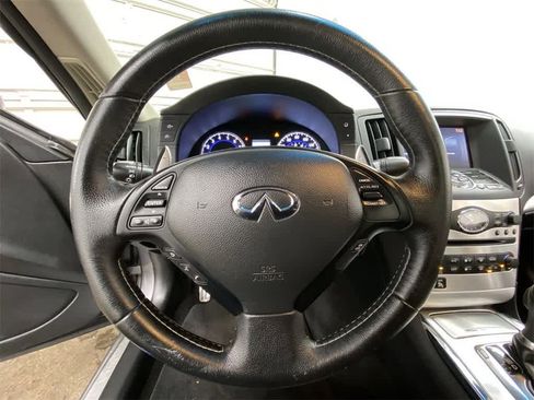 Used 2013 INFINITI G37 x w/ Premium Pkg image 19