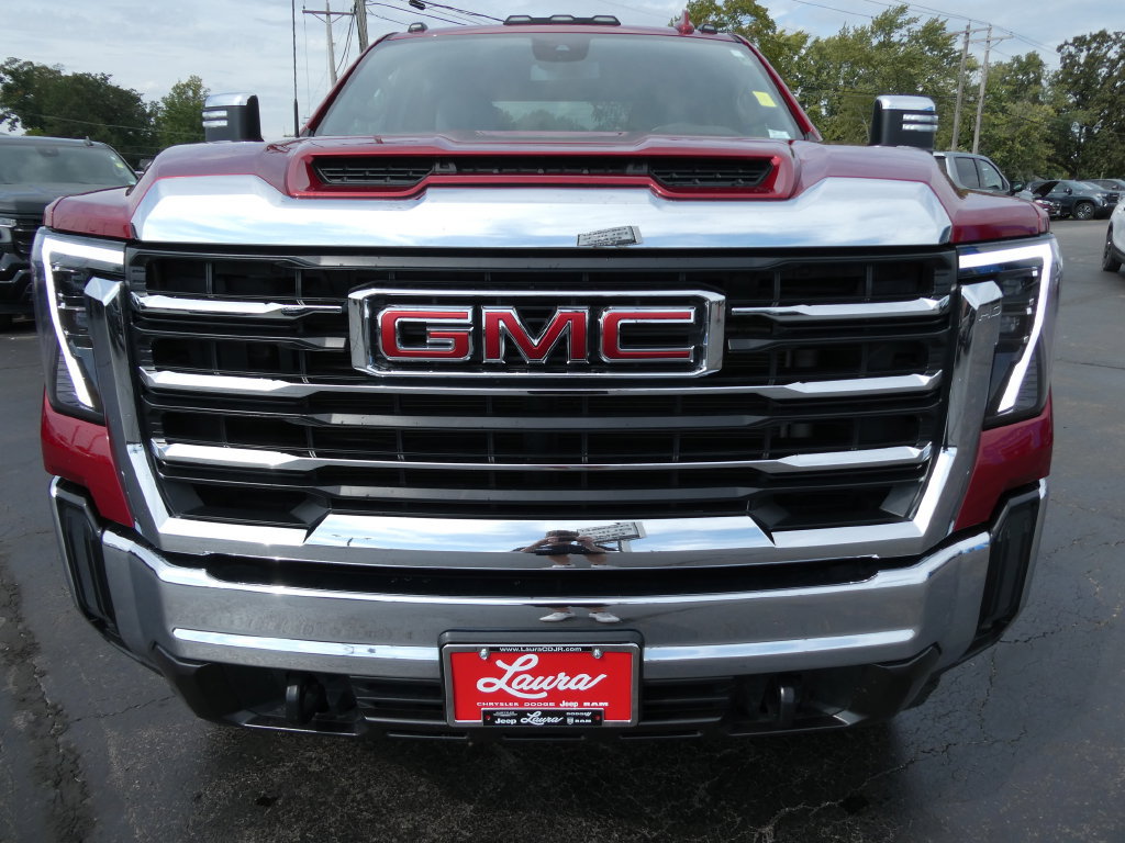 Used 2025 GMC Sierra 2500 SLT AWD/4WD image 9