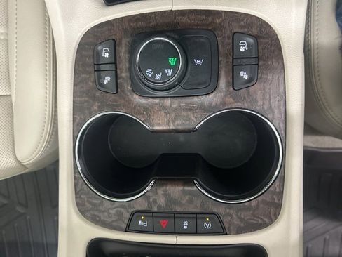 Used 2023 GMC Acadia Denali w/ Denali Ultimate Package image 15