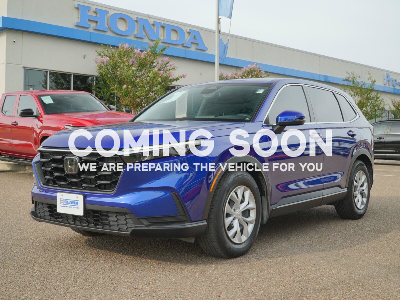 Used 2025 Honda CR-V LX image 1
