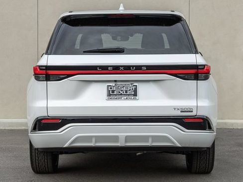New 2026 Lexus TX 500h AWD image 4