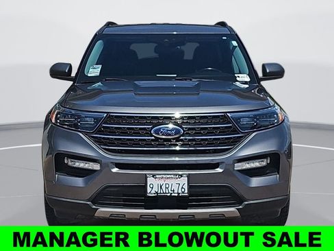 Used 2022 Ford Explorer XLT w/ Equipment Group 202A AWD/4WD image 8