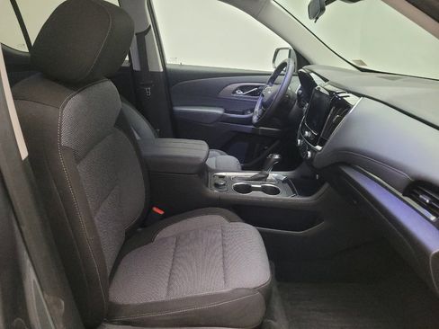 Used 2019 Chevrolet Traverse LT FWD image 21
