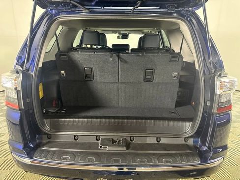Used 2023 Toyota 4Runner Limited AWD/4WD image 23
