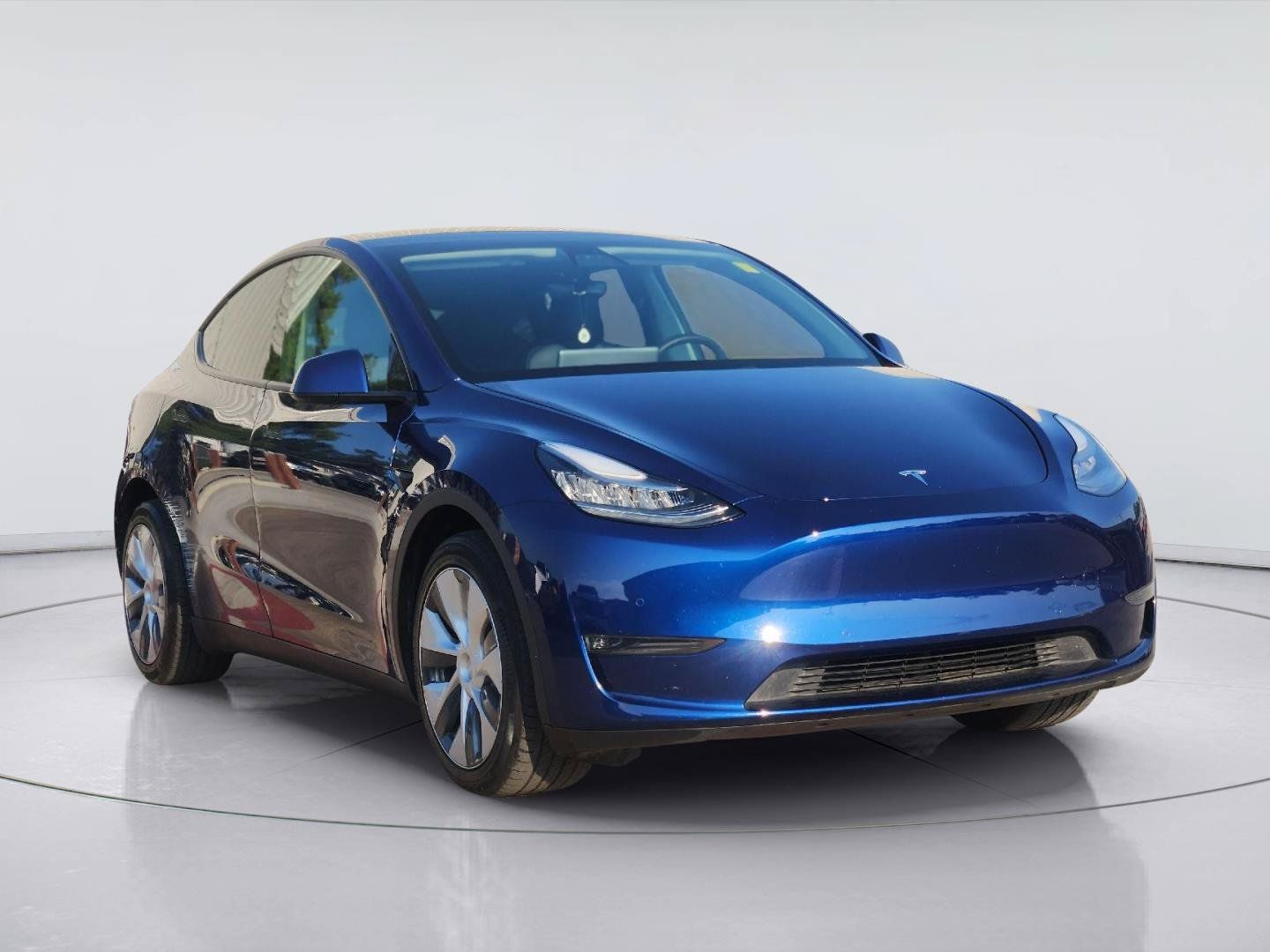 Used 2021 Tesla Model Y Long Range AWD/4WD image 3