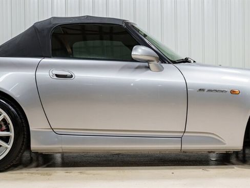 Used 2000 Honda S2000 image 30