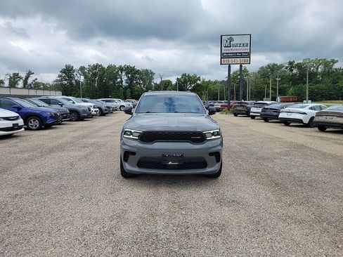 Used 2024 Dodge Durango GT AWD/4WD image 3