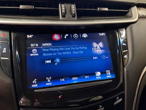 Used 2014 Cadillac XTS Luxury image 17