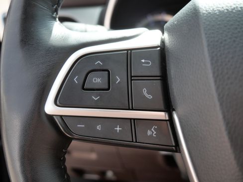 Used 2022 Toyota Highlander Platinum AWD/4WD image 28