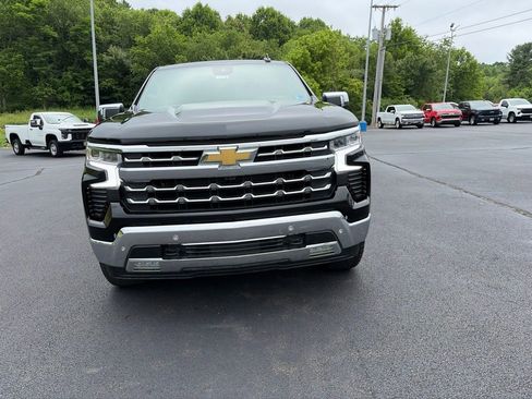 New 2026 Chevrolet Silverado 1500 LTZ w/ LTZ Premium Package AWD/4WD image 3