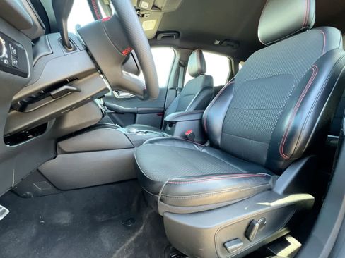 Used 2023 Ford Escape ST-Line Elite image 16