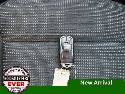 Used 2024 Buick Envista Preferred w/ Convenience I Package FWD image 31