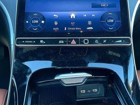 Certified 2025 Mercedes-Benz C 300 4MATIC Sedan image 19