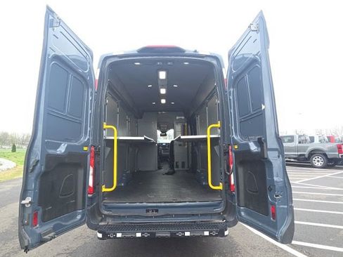 Certified 2020 Ford Transit 250 148 High Roof Extended RWD image 11