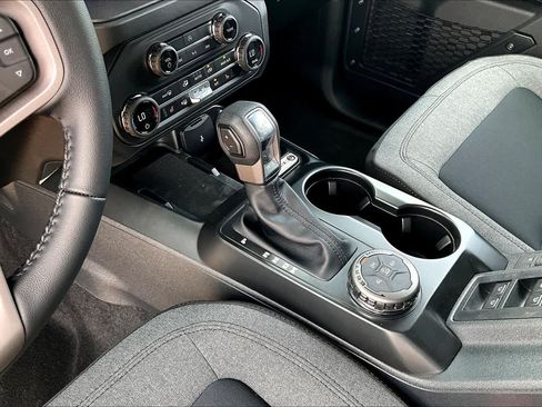 New 2026 Ford Bronco Big Bend AWD/4WD image 7