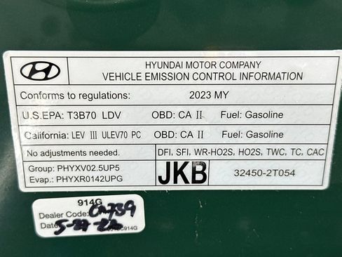 Used 2023 Genesis GV70 2.5T w/ Select Package AWD/4WD image 37