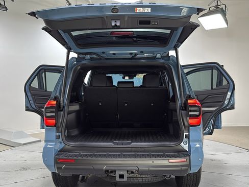 Certified 2025 Toyota 4Runner TRD Off-Road Premium image 16