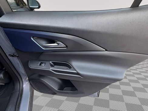 Used 2024 Chevrolet Equinox EV LT w/ LPO, Interior Storage Package FWD image 29