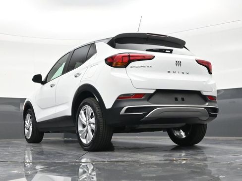 Used 2024 Buick Encore GX Preferred FWD image 23