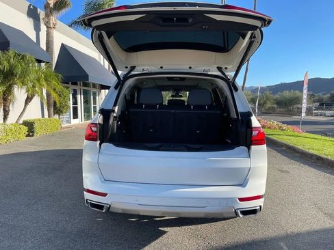 Used 2020 BMW X7 xDrive40i image 11