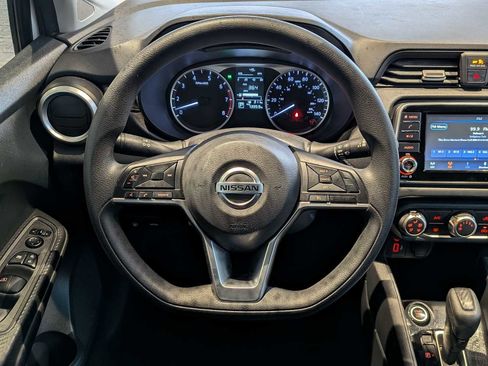 Used 2020 Nissan Versa S image 20